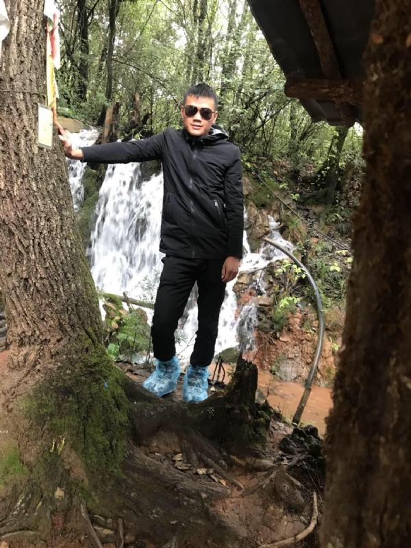 譕忄的第一张照片--德州相亲服务中心