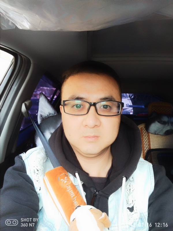 香烟最懂男人心的第一张照片--德州相亲服务中心