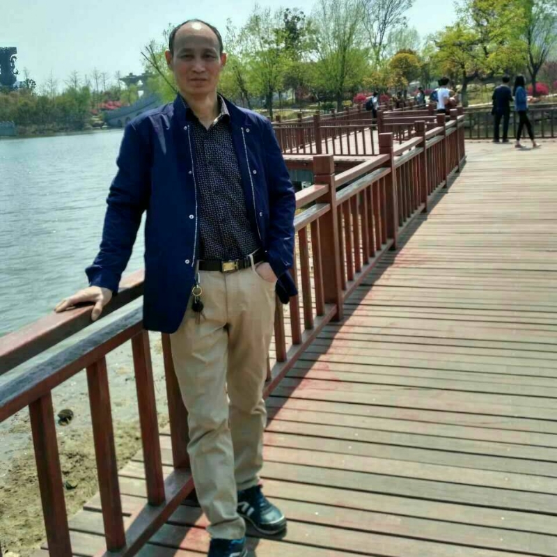 大随帅哥的第一张照片--德州相亲服务中心