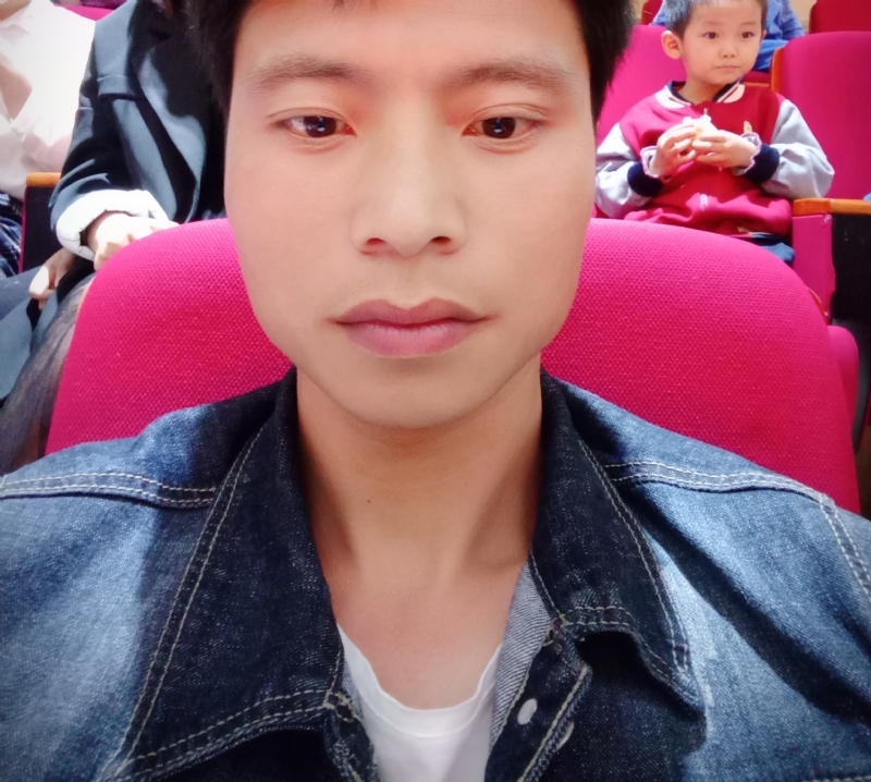 奋斗青年的第一张照片--德州相亲服务中心