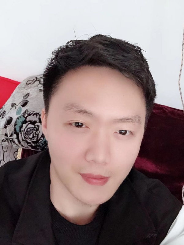 执迷的鲸鱼的第一张照片--德州相亲服务中心