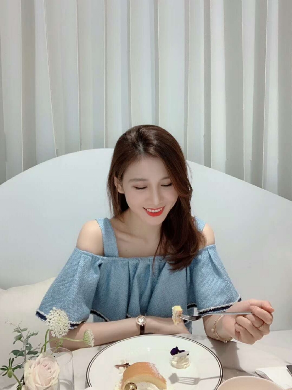 Emily的第三张照片--德州相亲服务中心