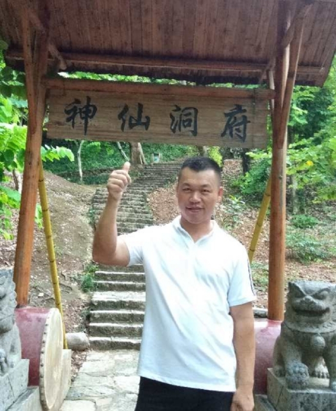 强仔的第一张照片--德州相亲服务中心