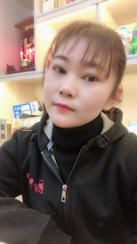 泡沫的第一张照片--德州相亲服务中心