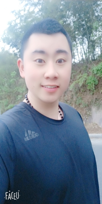 帅小伙的第一张照片--德州相亲服务中心