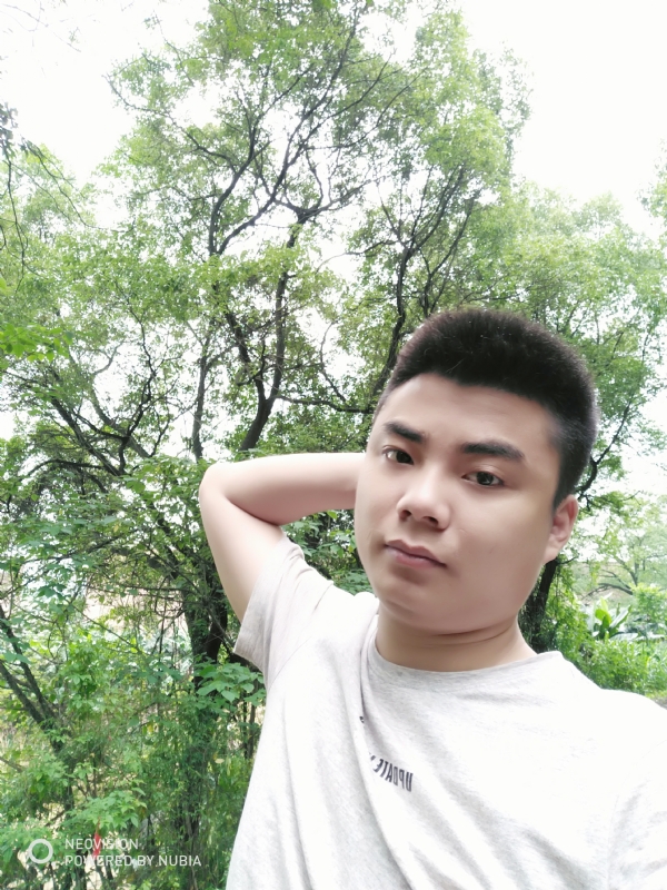 黄帅哥的第一张照片--德州相亲服务中心