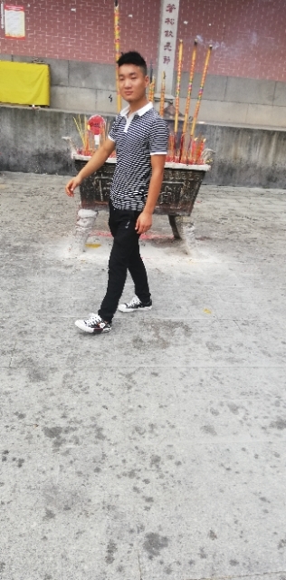 惹人厌的第一张照片--德州相亲服务中心