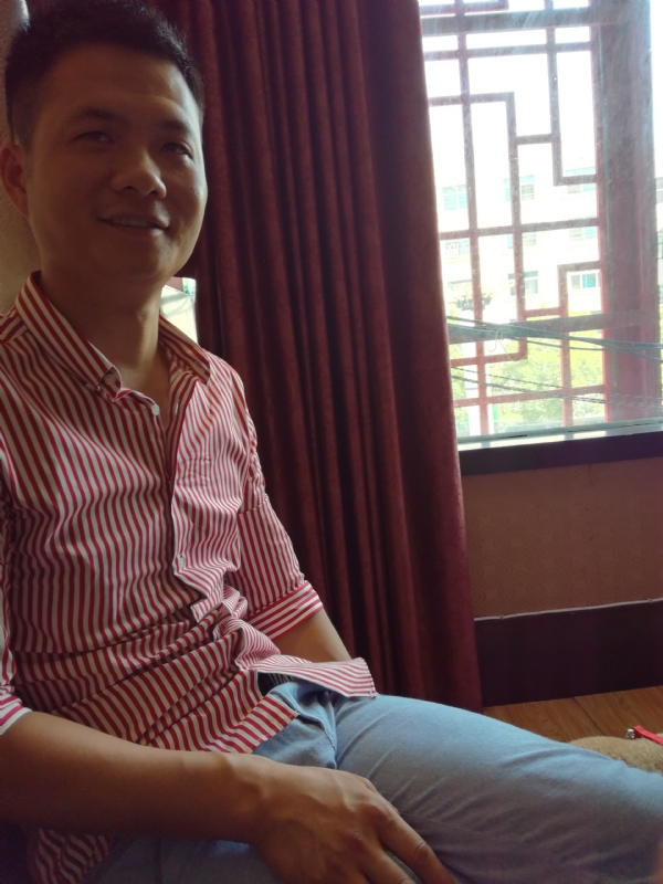 一号车手的第一张照片--德州相亲服务中心