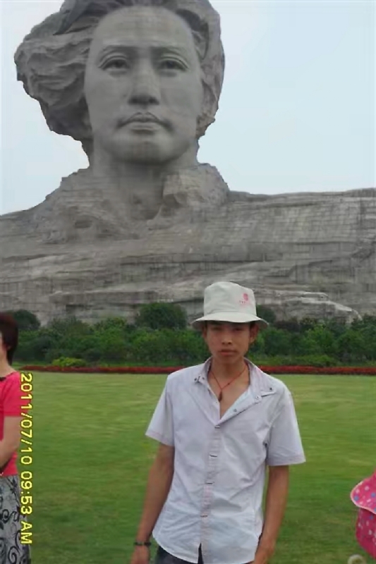 黄泥巴的第一张照片--德州相亲服务中心