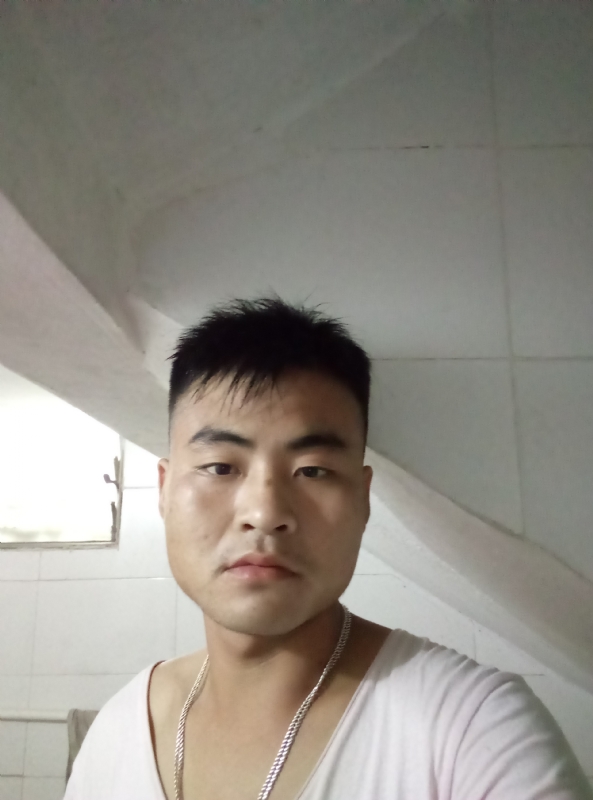 落叶知秋的第一张照片--德州相亲服务中心