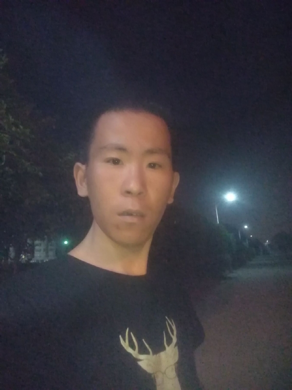 俞凯斌的第一张照片--德州相亲服务中心