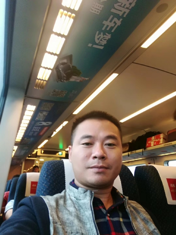 等爱的人的第一张照片--德州相亲服务中心