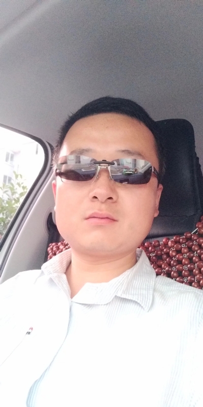 痛苦的单身狗的第二张照片--德州相亲服务中心