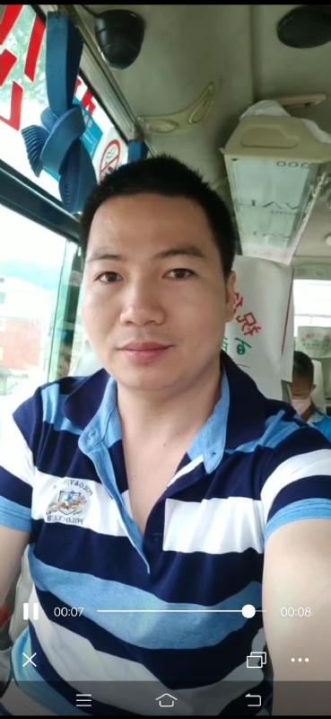 恋人未满的第一张照片--德州相亲服务中心