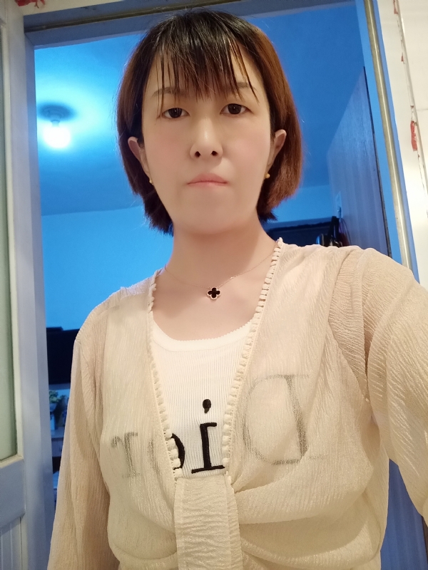 芬儿的第一张照片--德州相亲服务中心