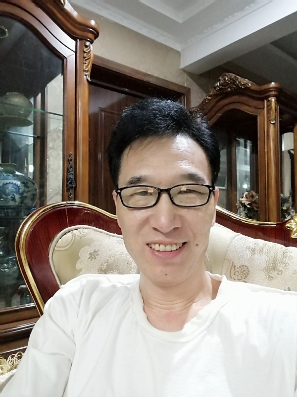 我在这里的第一张照片--德州相亲服务中心