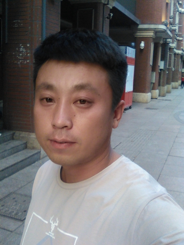 冰冷的心的第一张照片--德州相亲服务中心