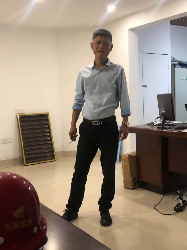 郁闷之中的第一张照片--德州相亲服务中心