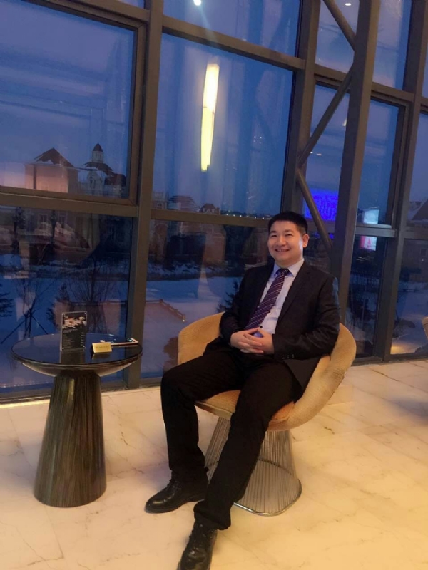 四只老虎的第一张照片--德州相亲服务中心