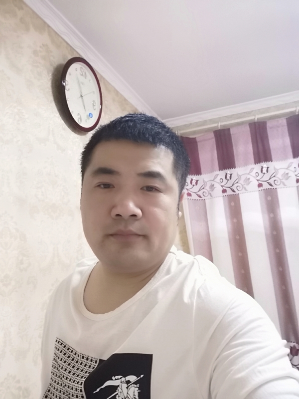 爱你的眼睛的第一张照片--德州相亲服务中心