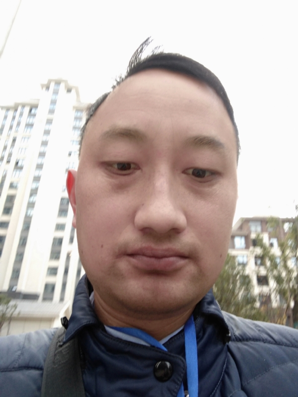 老男人的第一张照片--德州相亲服务中心
