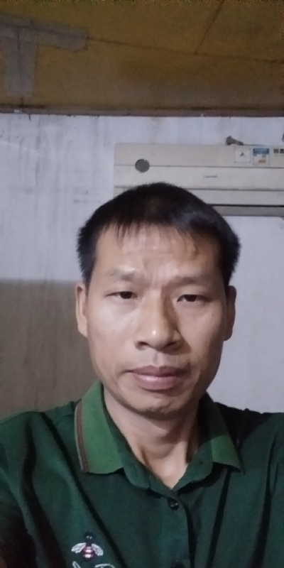 执着跋涉的第二张照片--德州相亲服务中心