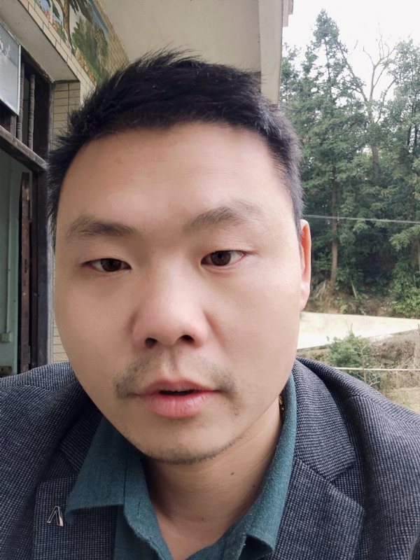 曾小焱的第一张照片--德州相亲服务中心