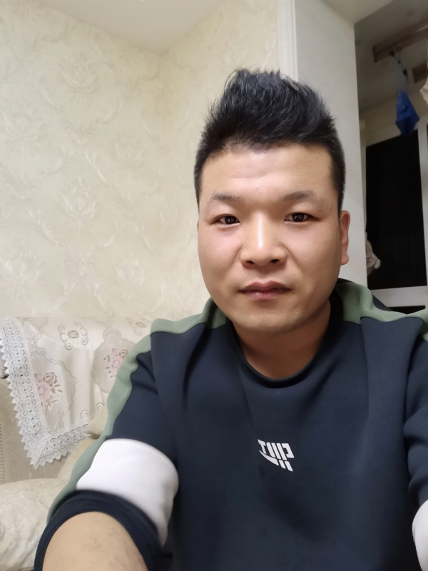 小猪猪的第一张照片--德州相亲服务中心