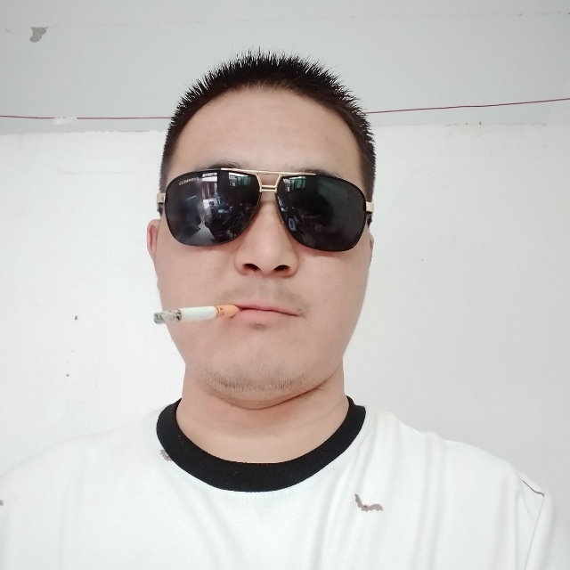 白伟伟的第一张照片--德州相亲服务中心