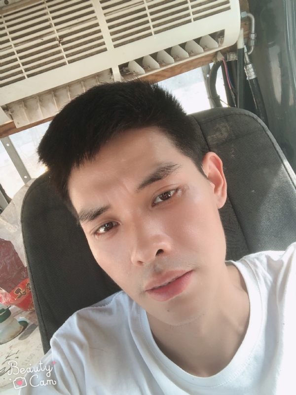 小董的第一张照片--德州相亲服务中心