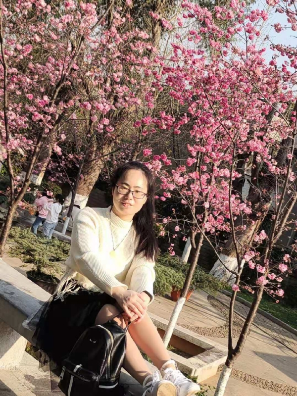 Nancy的第一张照片--德州相亲服务中心