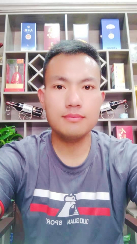 钱乾的第一张照片--德州相亲服务中心