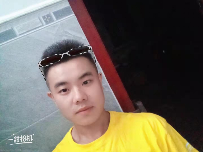 建国90周年的学渣的第一张照片--德州相亲服务中心