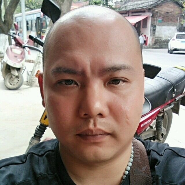 开心就好的第一张照片--德州相亲服务中心