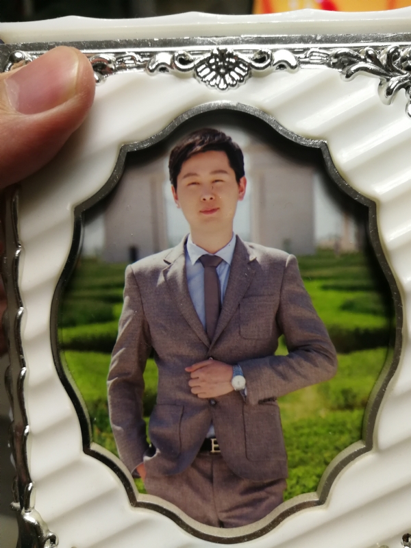 蓝色经典的第一张照片--德州相亲服务中心