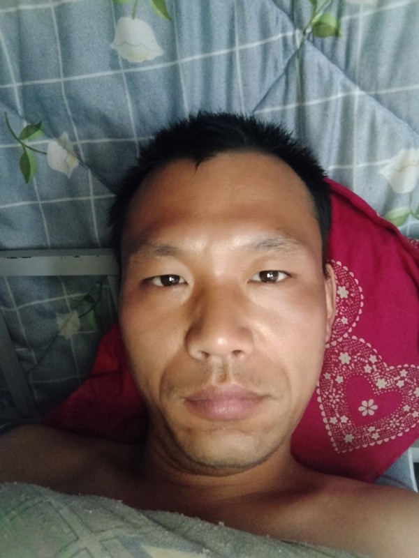 弘扬的第一张照片--德州相亲服务中心