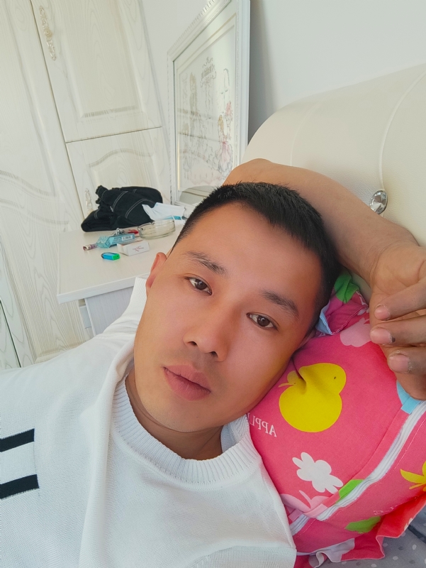 一个人的第一张照片--德州相亲服务中心
