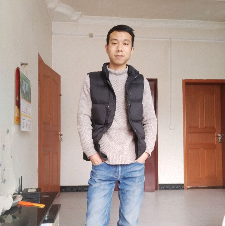 小伙子的第一张照片--德州相亲服务中心