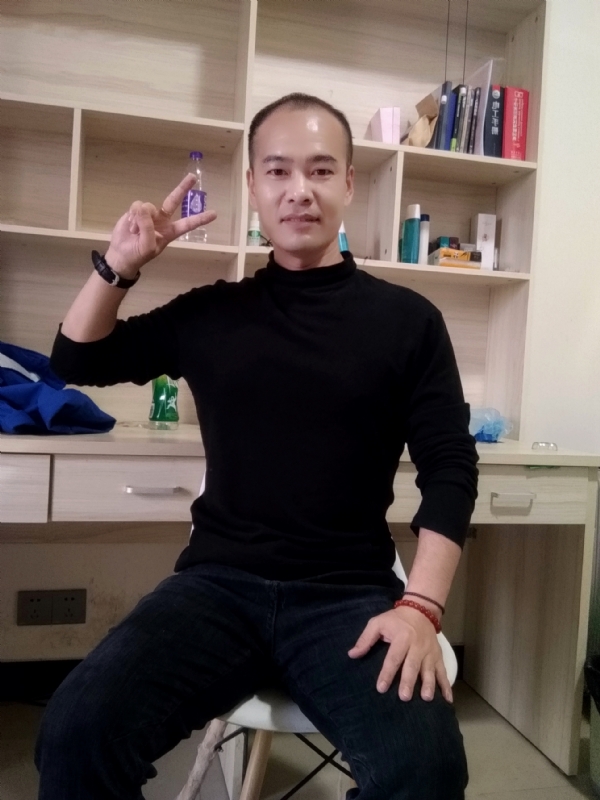 熊大与熊二的第一张照片--德州相亲服务中心
