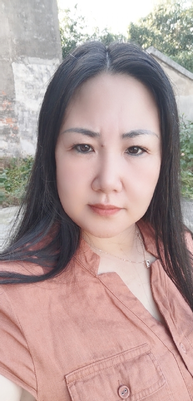 乖乖一女的第一张照片--德州相亲服务中心