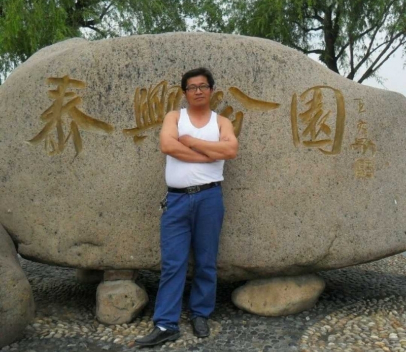 黑哥的第一张照片--德州相亲服务中心
