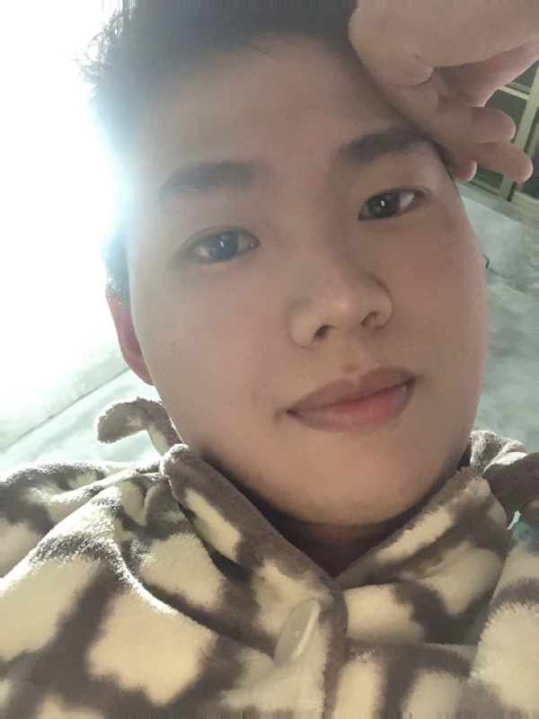 她的第四张照片--德州相亲服务中心