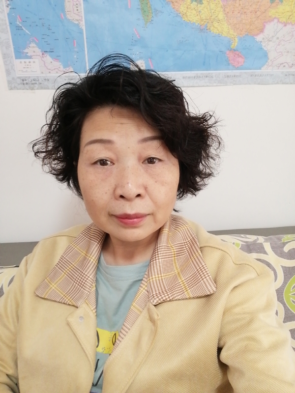 香水百合的第一张照片--德州相亲服务中心