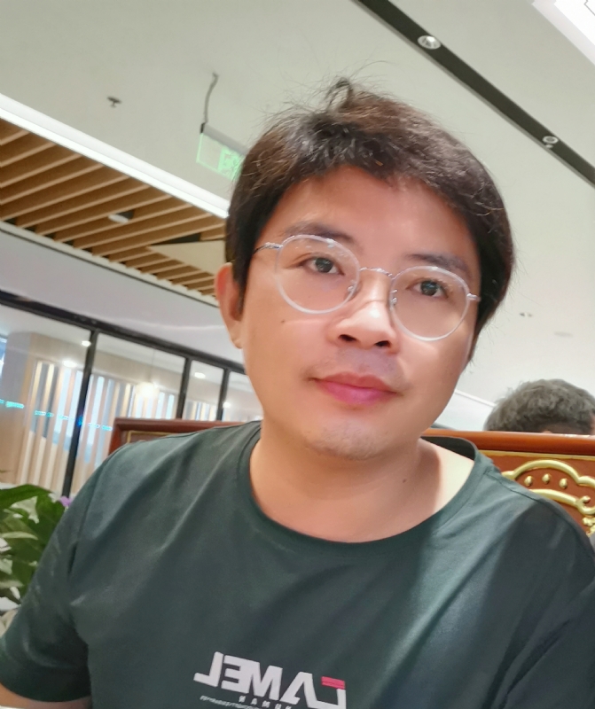 陆迅的第三张照片--德州相亲服务中心