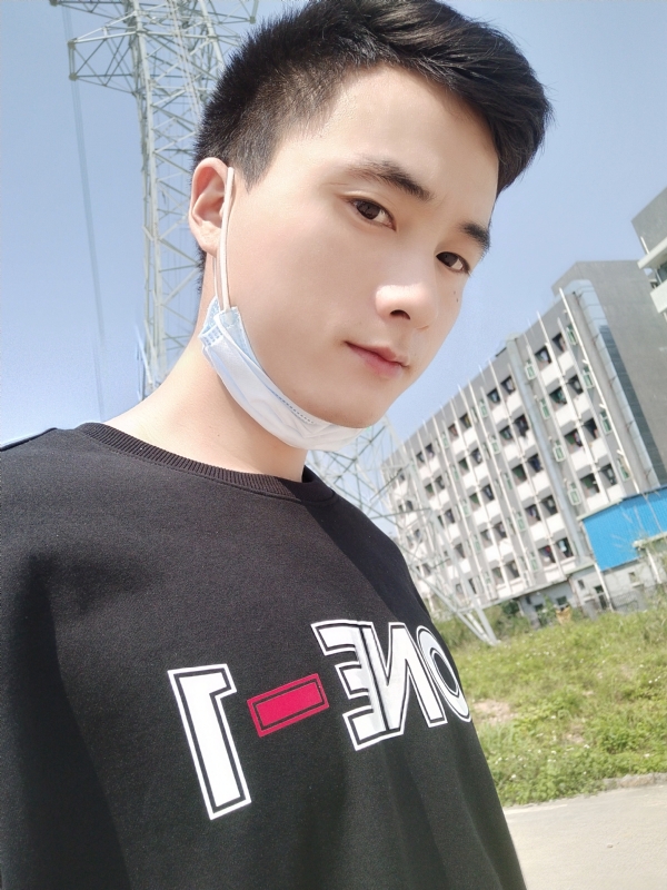 何凡的第一张照片--德州相亲服务中心