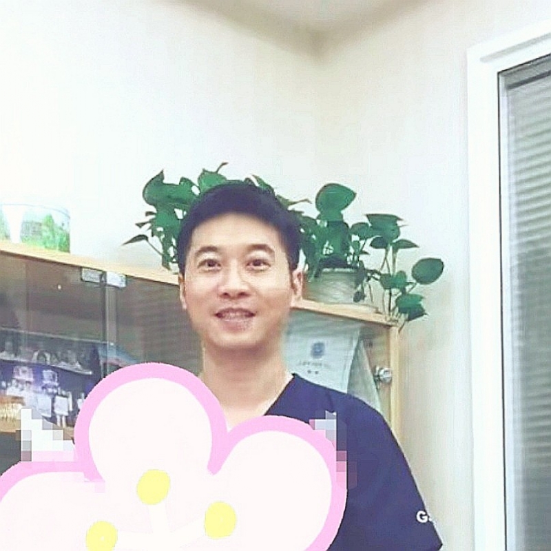 大手牵小手的第二张照片--德州相亲服务中心