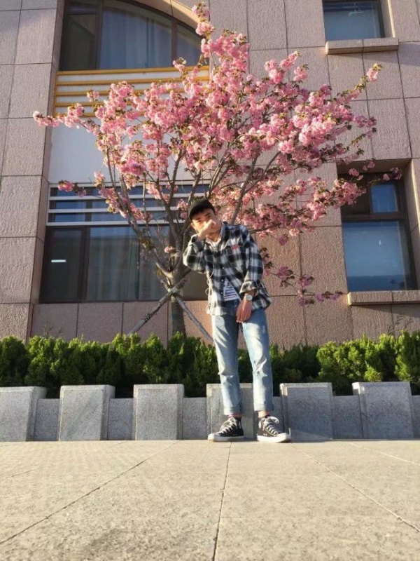 明非的第一张照片--德州相亲服务中心