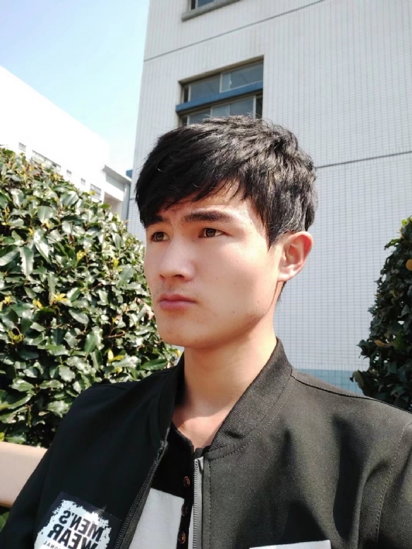阳光男孩的第四张照片--德州相亲服务中心