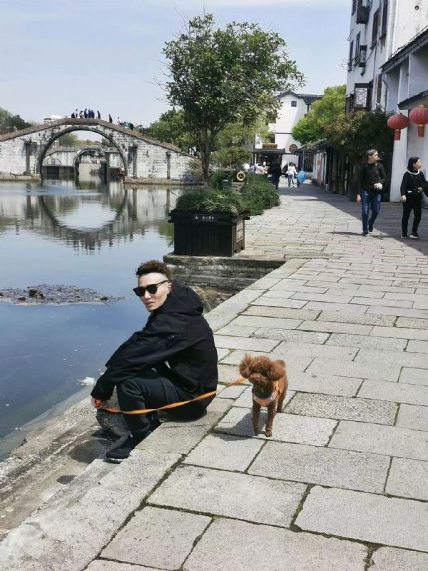 皮卡丘的第一张照片--德州相亲服务中心
