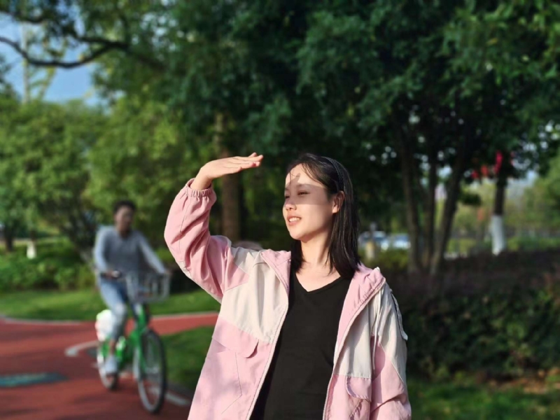 达拉崩吧的第一张照片--德州相亲服务中心